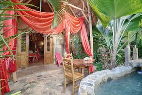 CHALET TROPICAL Hotel & Restaurant-Pizzeria