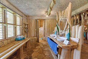 CHALET TROPICAL Hotel & Restaurant-Pizzeria