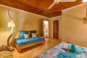 CHALET TROPICAL Hotel & Restaurant-Pizzeria