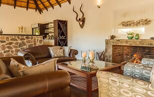 Mbizi Bush Lodge