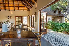 Mbizi Bush Lodge