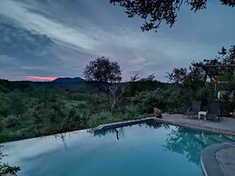 Mbizi Bush Lodge