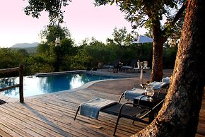 Mbizi Bush Lodge