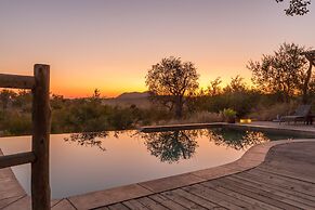 Mbizi Bush Lodge