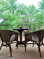 Mbizi Bush Lodge