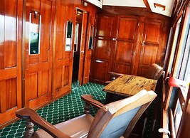 Santos Express Train Lodge - Hostel