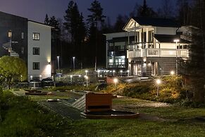Aateli Lakeside Chalets - former Vuokatti Suites