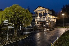 Aateli Lakeside Chalets - former Vuokatti Suites