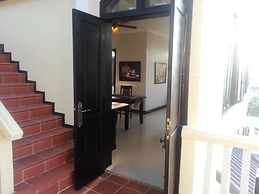 Hamilton Oceanview Villa