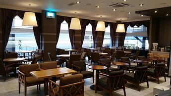 Hyunjin Tourist Hotel