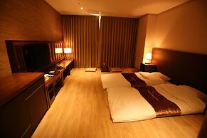 Hyunjin Tourist Hotel