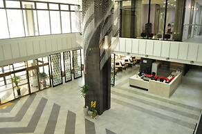 Hyunjin Tourist Hotel