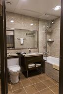 Hyunjin Tourist Hotel