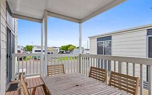 Discovery Parks - Adelaide Beachfront