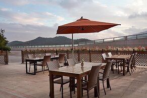 Sunrise Kempinski Hotel