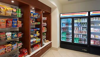 Hilton Garden Inn Alexandria Old Town National Harbor