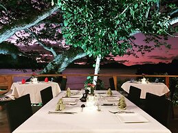 Sau Bay Resort & Spa