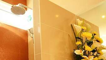 Worawee Resort & Spa