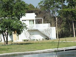 Worawee Resort & Spa