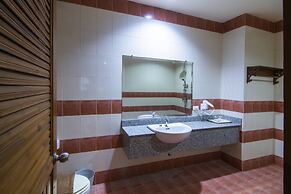 Phuphaya Resort Pattaya