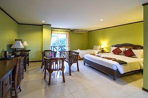 Phuphaya Resort Pattaya