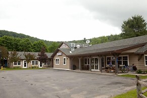 Blue Hill Lodge