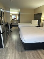 Deluxe Inn Fayetteville - I-95 Exit 49