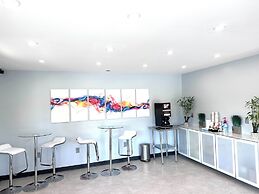 Deluxe Inn Fayetteville - I-95 Exit 49