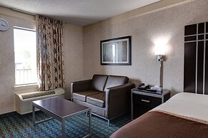 Deluxe Inn Fayetteville - I-95 Exit 49