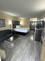 Deluxe Inn Fayetteville - I-95 Exit 49