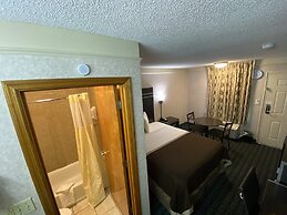 Deluxe Inn Fayetteville - I-95 Exit 49