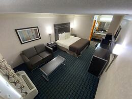 Deluxe Inn Fayetteville - I-95 Exit 49