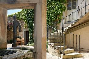 La Cour de la Paix