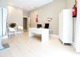 Hostal Express by gaiarooms