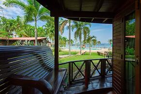 Kaengkrachan Boathouse Paradise Resort