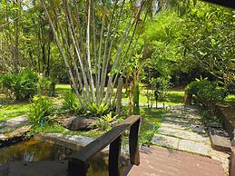 Kaengkrachan Boathouse Paradise Resort