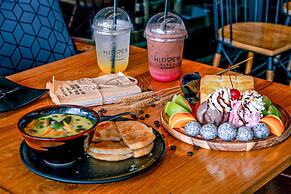 Kaengkrachan Boathouse Paradise Resort