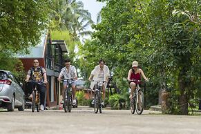 Kaengkrachan Boathouse Paradise Resort