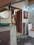 Kaengkrachan Boathouse Paradise Resort