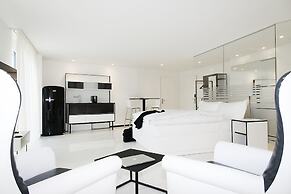 Longstay Residence Thessoni home - Self check in serviced apartments &