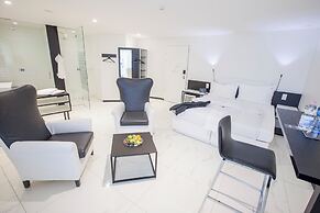 Longstay Residence Thessoni home - Self check in serviced apartments &