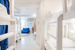 SleepEasy Beach Hostel Huahin