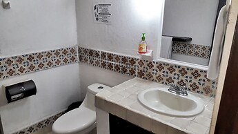 Hotel Solimar Inn Suites