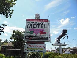 Motor court Motel