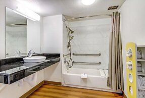 Motel 6 Waco, TX - Lacy Lakeview