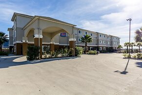 Super 8 by Wyndham Kenedy