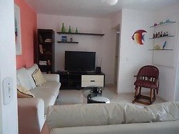 APARTAMENTO CHARMOSO 100 M PRAIA GRANDE