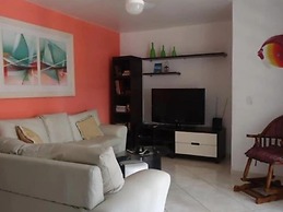 APARTAMENTO CHARMOSO 100 M PRAIA GRANDE