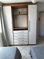 APARTAMENTO CHARMOSO 100 M PRAIA GRANDE