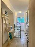 APARTAMENTO CHARMOSO 100 M PRAIA GRANDE